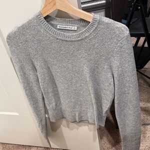 Abercrombie & Fitch Heather Gray Crew Neck Sweater